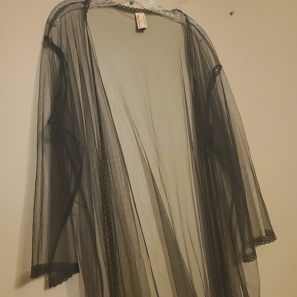 Gabi Fresh | Women's Black Betty Sheer Tulle Maxi Length Robe (US Size 14) - Picture 5 of 16